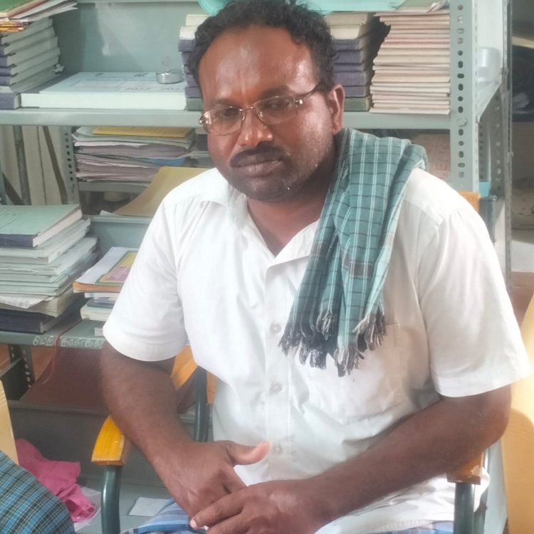 இதுக்கு கூடவ லஞ்சம்! ஊராட்சி செயலரை சிக்க வைத்த பெண் !