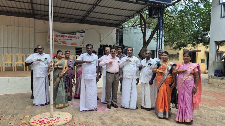 கூடங்குளம் அருகே குடியரசு தினவிழா... முன்னாள் எம்.பி. தேசியக் கொடியேற்றினார்