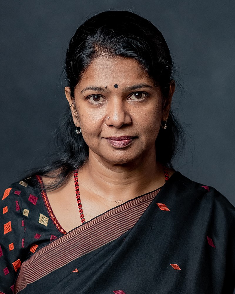 100 நாள் வேலைத்திட்டம் - என்ன பிரச்சினை? கனிமொழி விளக்கம் 100 நாள் வேலைத்திட்டம் - என்ன பிரச்சினை? கனிமொழி விளக்கம்